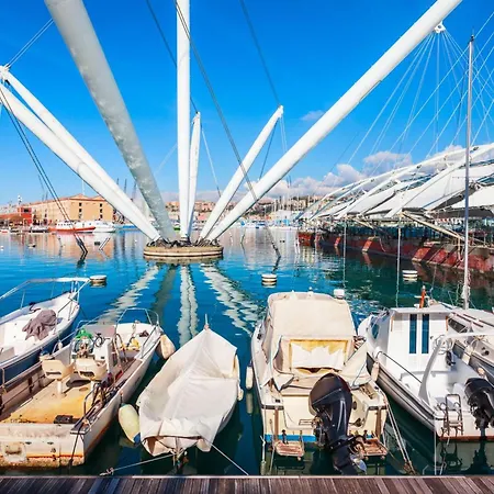 Precious Historic Center - Happy * Genua