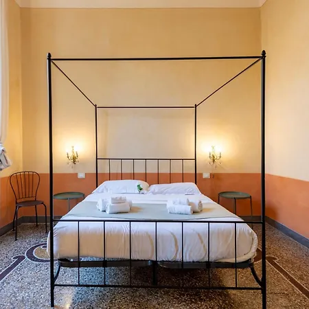 Precious Historic Center - Happy