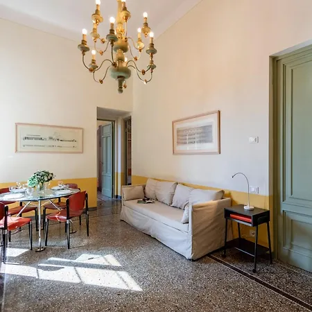 Precious Historic Center - Happy * Genua